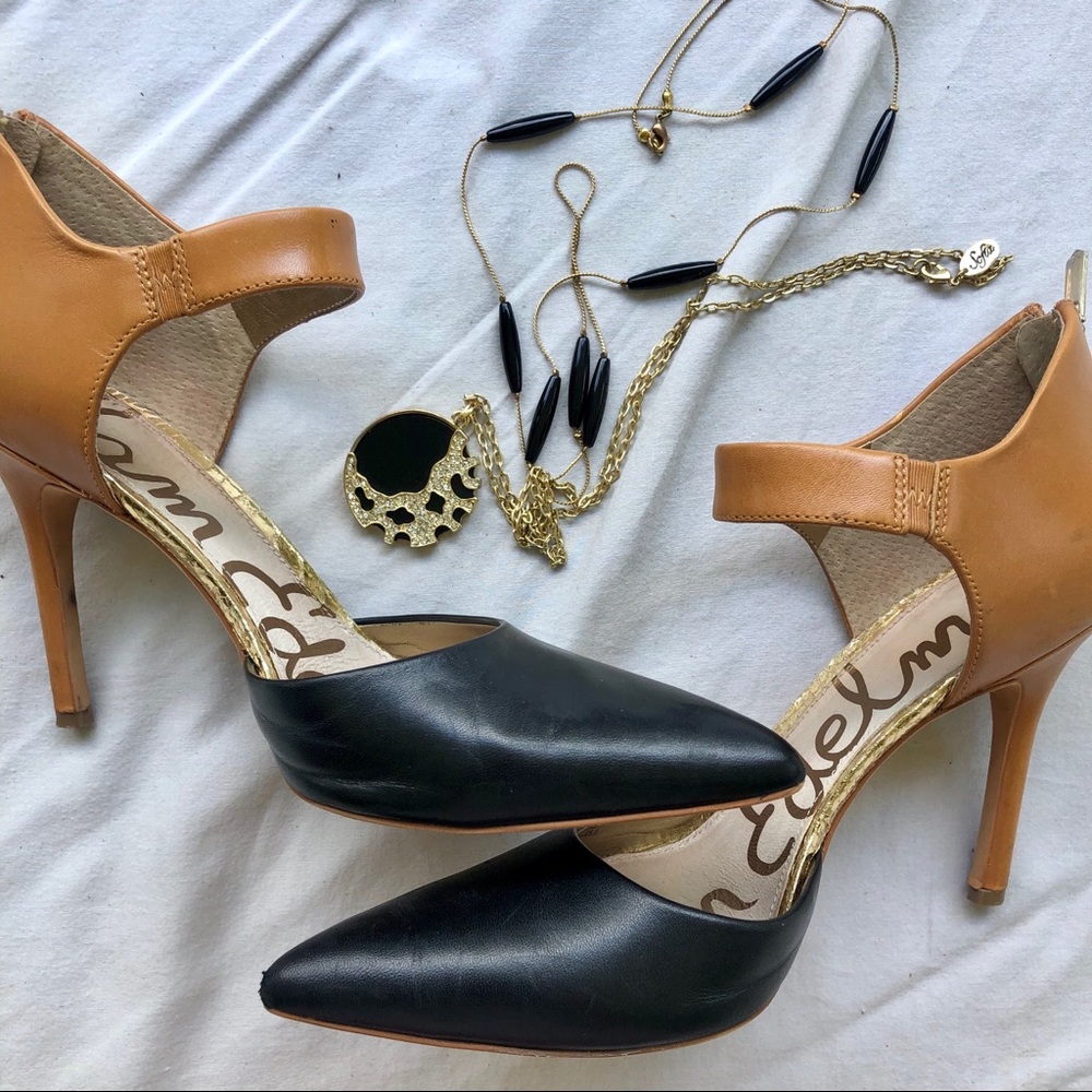 SOLD Perfect classic pumps
